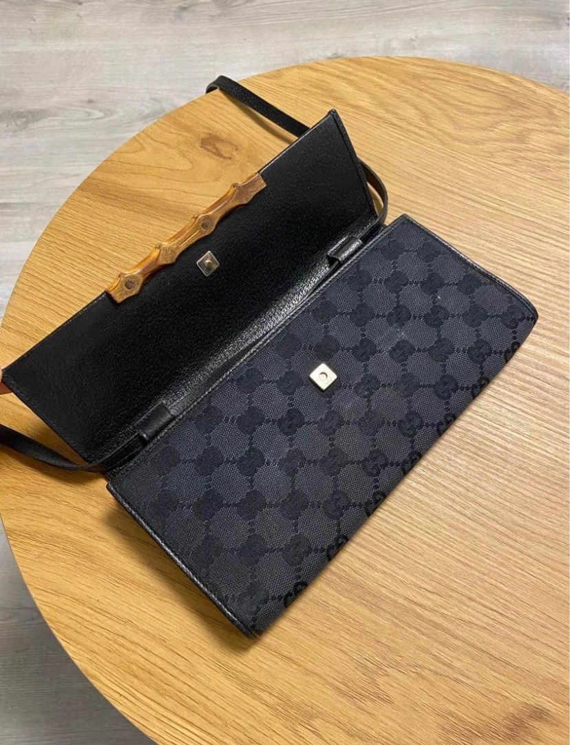 Borse da donna: Sac GUCCI Monogram Bamboo Bar Clutch – Usato da Montreux venduto da Perledor 2