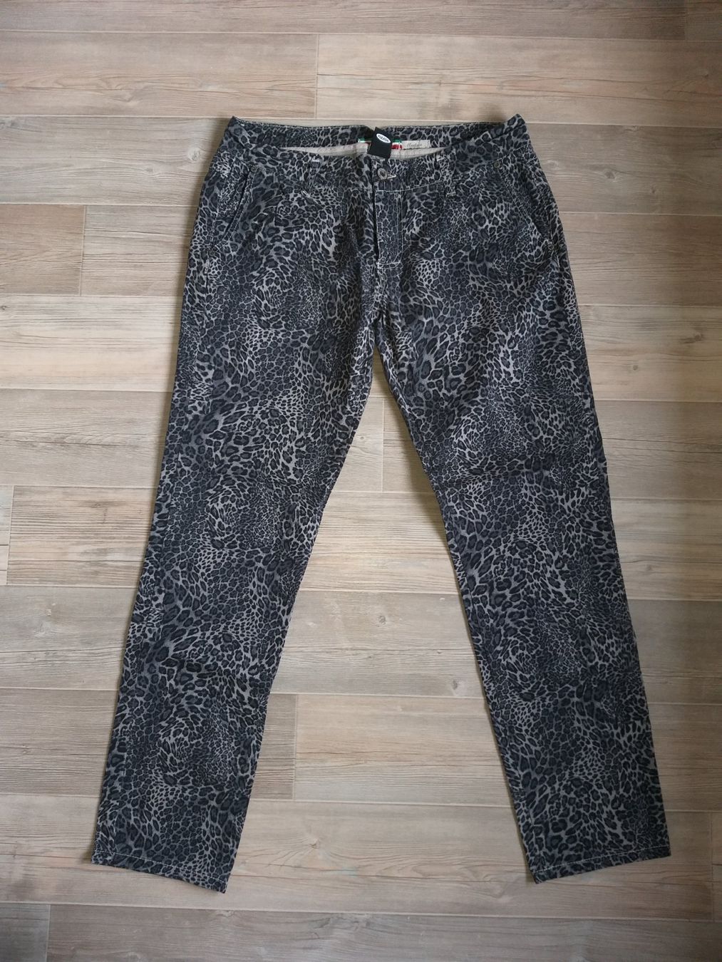Please Jeans Jeans: Jeans PLEASE P07      Taille / Grosse M – Usato da Cossonay-ville venduto da Super-Price-Quality