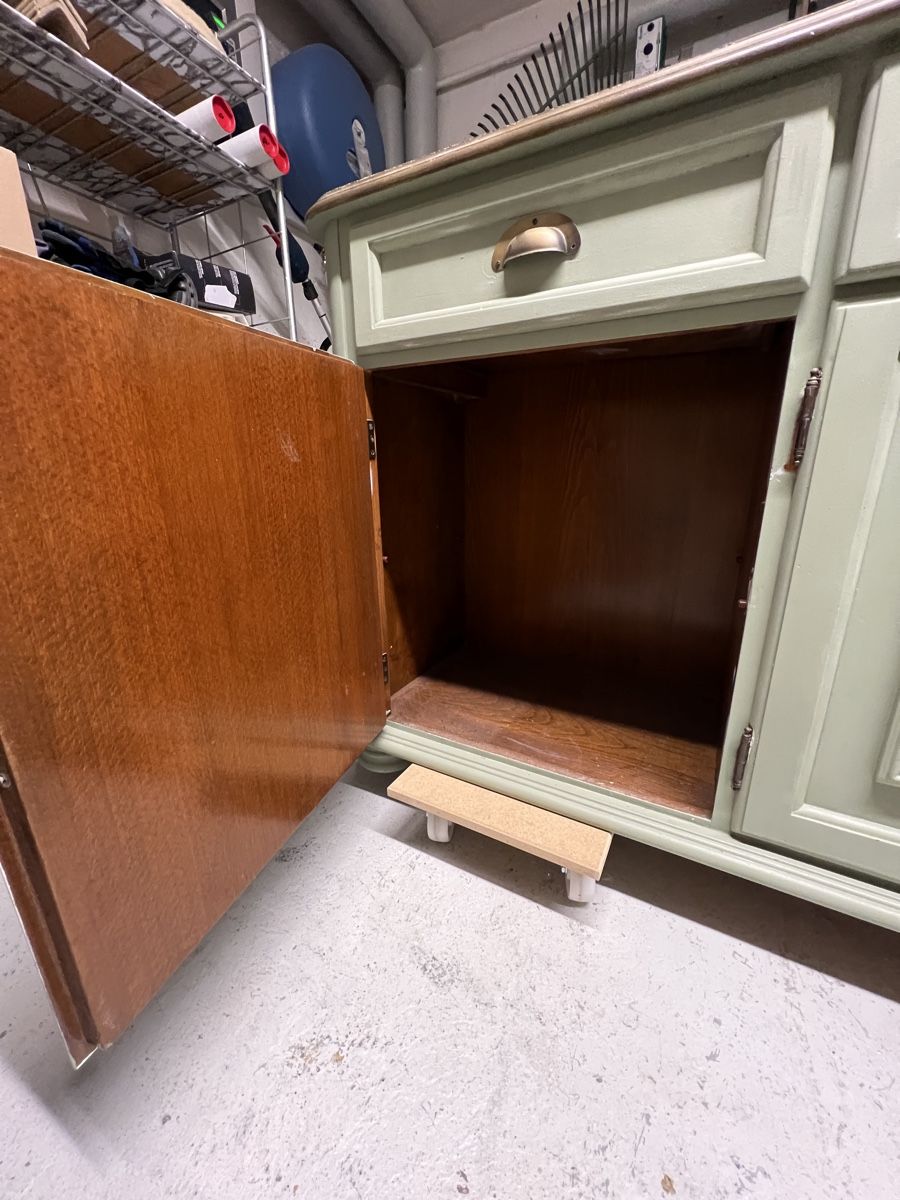 Kommoden: Antikes Sideboard – Gebraucht aus Grabs von Saluz_01 2