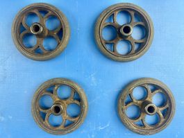 4 antike Eisenguss Räder mit Bereifung Durchm.69 mm