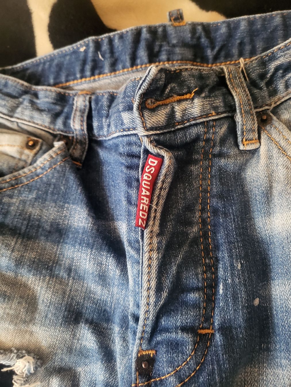 Dsquared2 Jeans: DSQUARED JEANS – Gebraucht aus Zürich von jas_m9x5