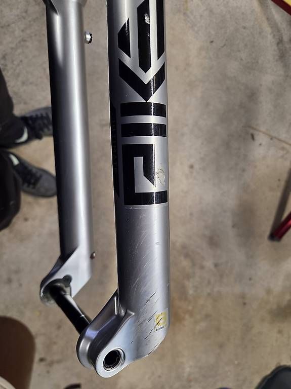 Rockshox Pezzi di ricambio: Federgabel Rockshox Pike Ultimate 29" 140mm – Usato da Bassersdorf venduto da Manniger 2