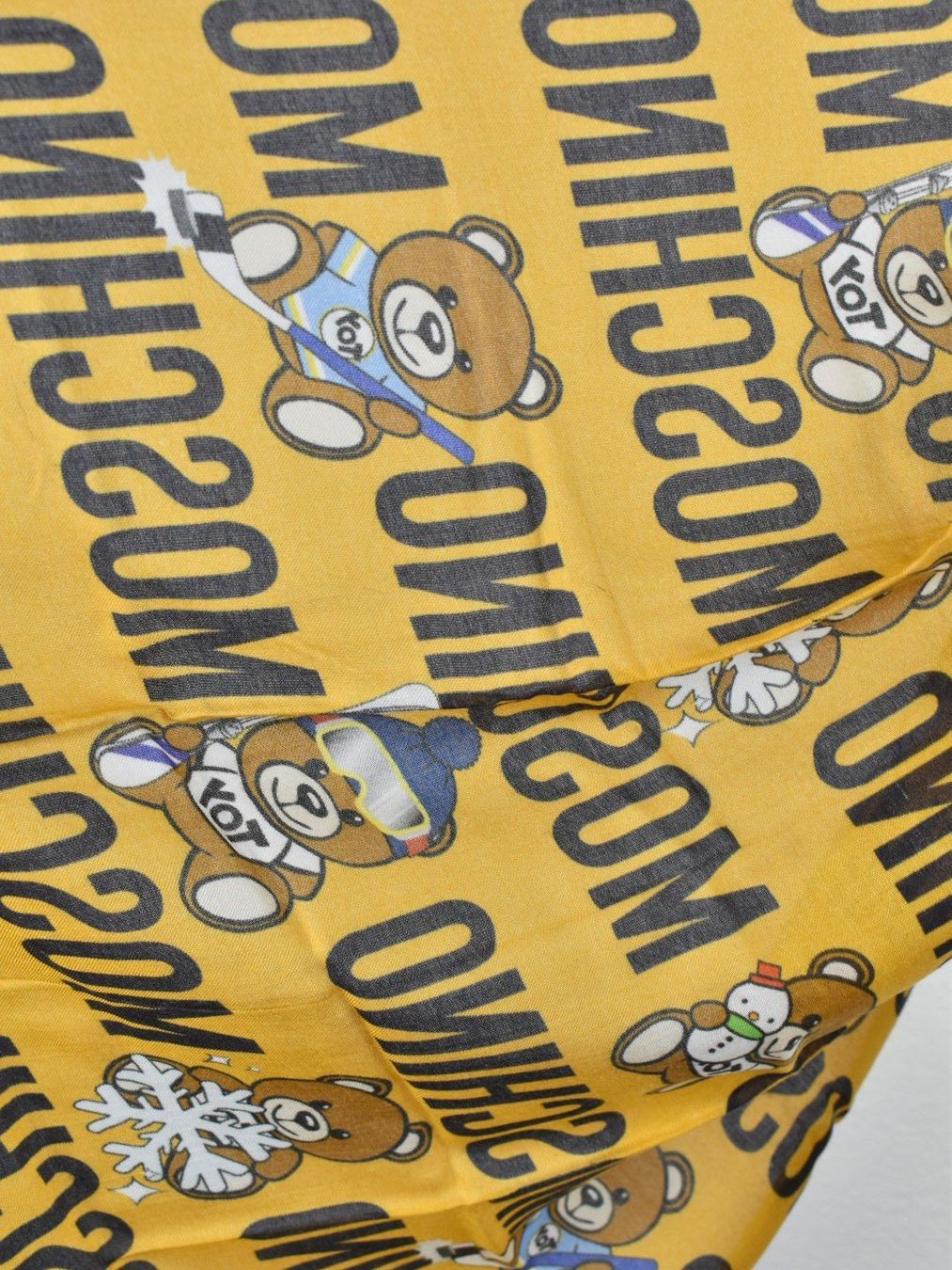 Moschino Foulards, Tücher & Schals: Moschino Schal, Modal & Cashmere – Neu (gemäss Beschreibung) aus Nürensdorf von 2ND_STORY 4