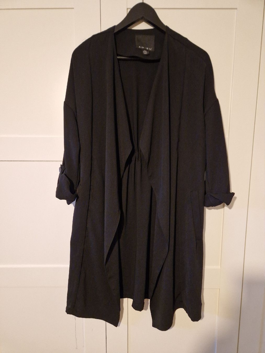 Altro in Moda donna: Schwarzes Cape Gr. 34 – Usato da Benken venduto da Carmen_9