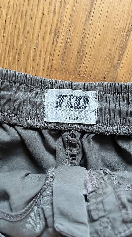 Hosen: Tally Weijl Cargo Hose – Gebraucht aus Ruswil von meyer_anouk 1