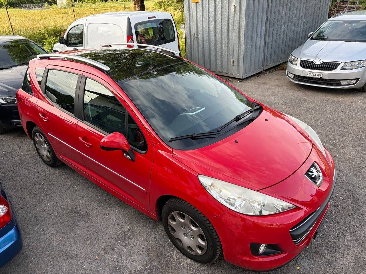 Peugeot Automobili: Peugeot 207SW 1.6і – Usato da Dagmersellen venduto da vns_t9x2 4