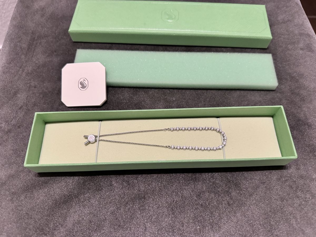Swarovski Bracciali & Braccialetti: Swarovski braccialetto – Usato da Camignolo venduto da maly86