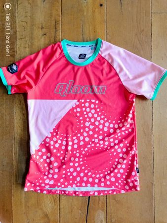 Bike Shirt Qloom Gr. S, neuwertig, Top Zustand, Sommer-Look!