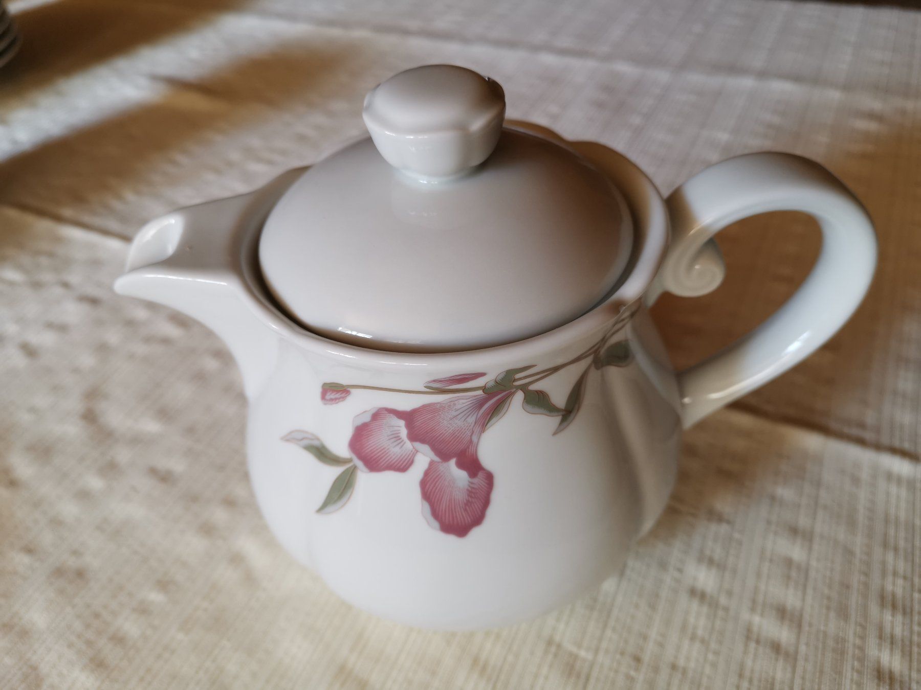 Set di piatti: Langenthaler Tee- oder Kaffee Service – Usato da Dornach venduto da Hei50 5