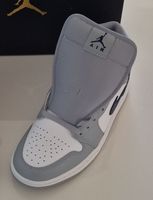 Air Jordan 1 Mid Wolf Grey - Stylisch in den Herbst!