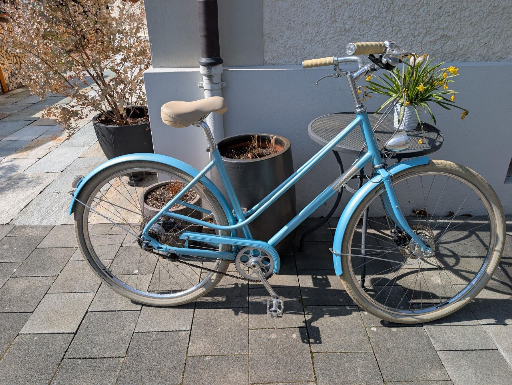 Velos: Creme Eve Damenfahrrad 28' – Gebraucht aus Thun von cgreuter 2