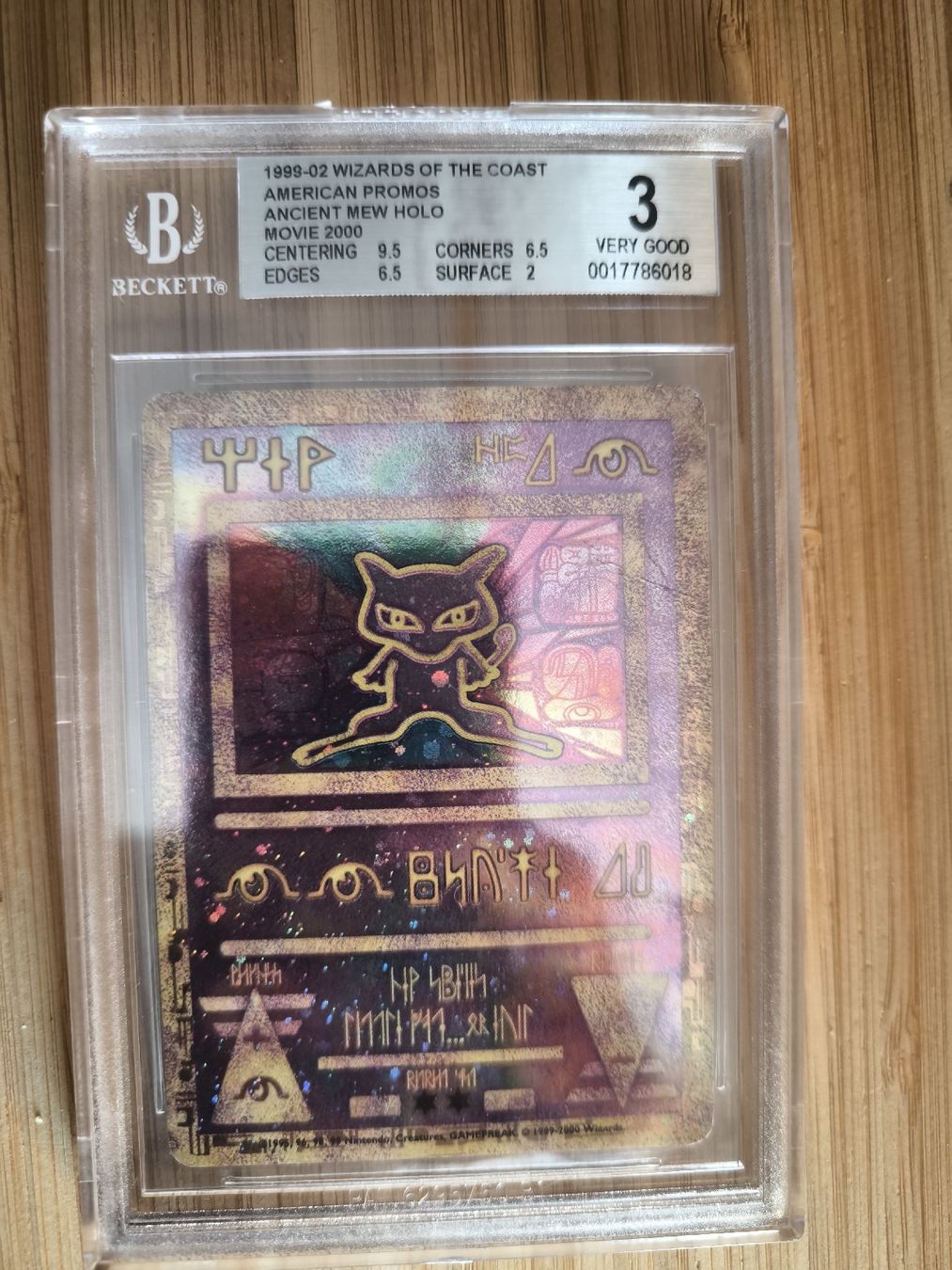 Pokémon Sammelbilder & Trading cards: Pokemon Ancient Mew Holo, Jahr 2000 – Gebraucht aus Mühlehorn von nat_nj8k