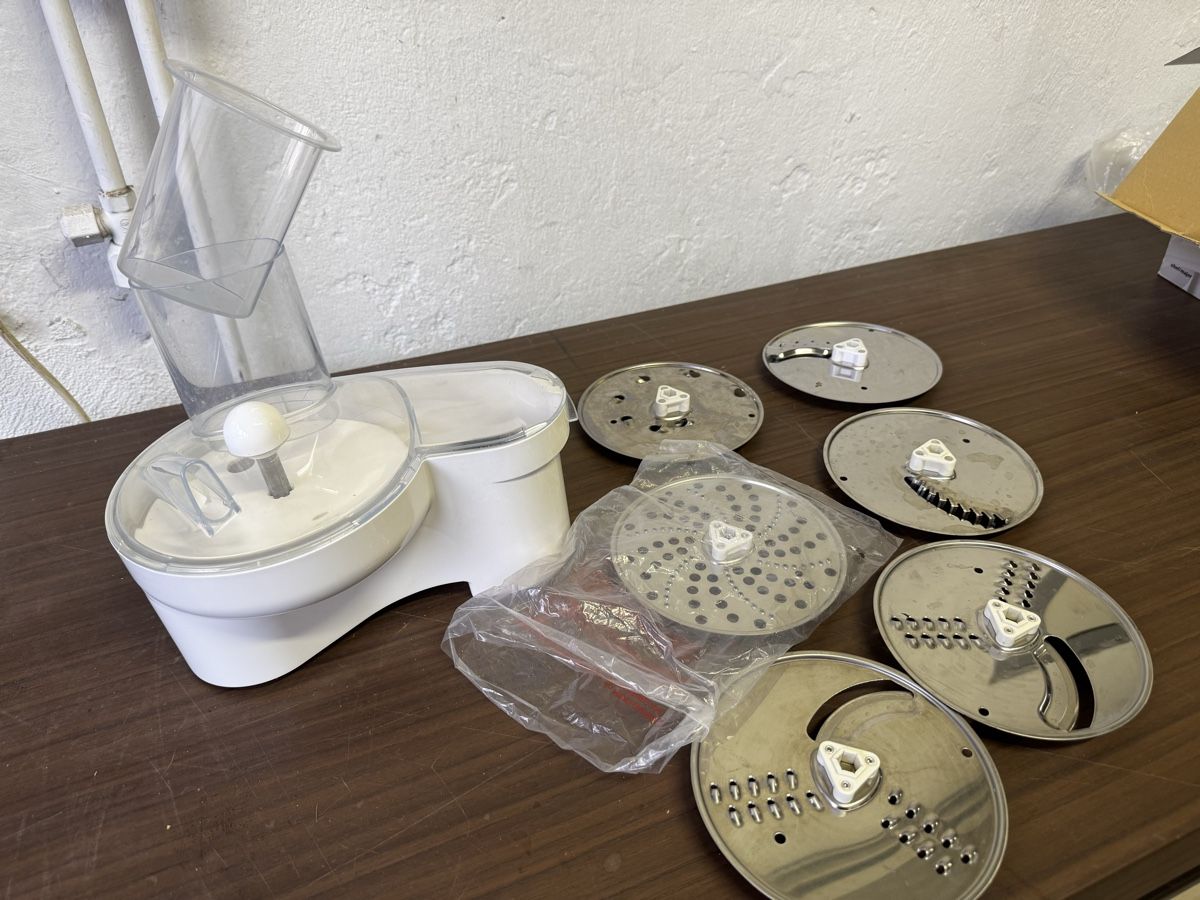 Kenwood Elettrodomestici da cucina: Kenwood Gemüse Raffel – Usato da Arisdorf venduto da comestibles