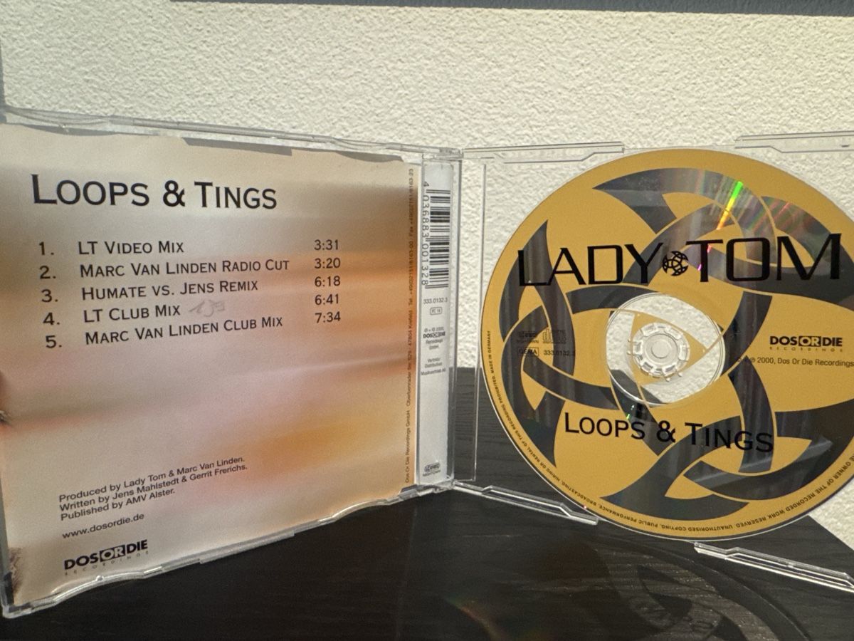 CD: Lady Tom - Loops & Tings - CD - Selten! – Usato da Oberglatt ZH venduto da Incredibles 1