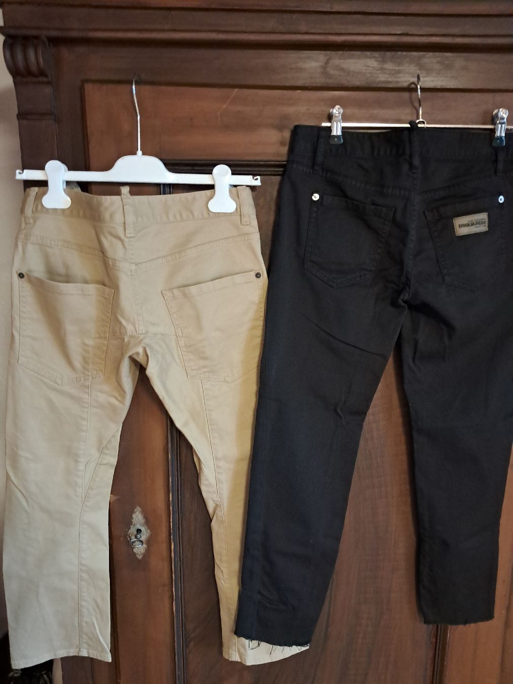 Dsquared2 Kleiderpakete: Dsquared2 Hosen 2 Stück 34 bis 36 – Gebraucht aus Kefikon TG von theratpack20 4