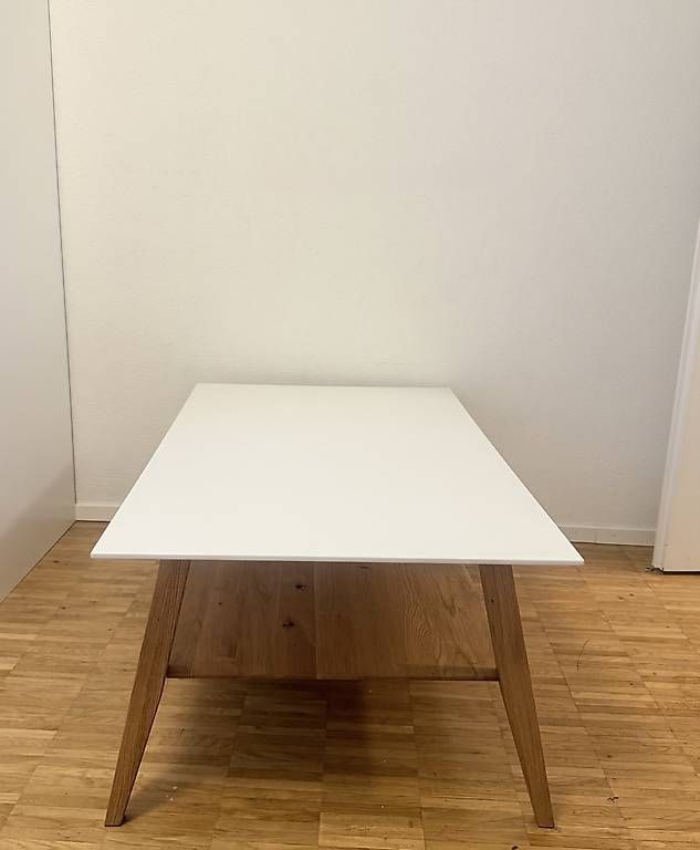 Tische: Robuster & stabiler Couchtisch  Weiss/Holz – Gebraucht aus Zürich von ela91821 1