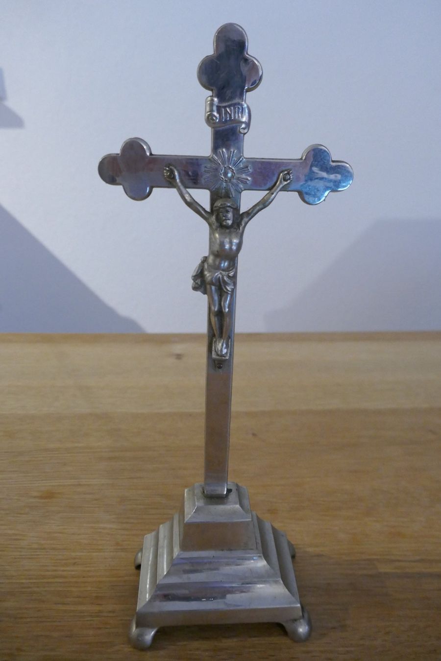 Statuette: Stehendes Jesus Kreuz – Usato da Büsingen venduto da Scor88