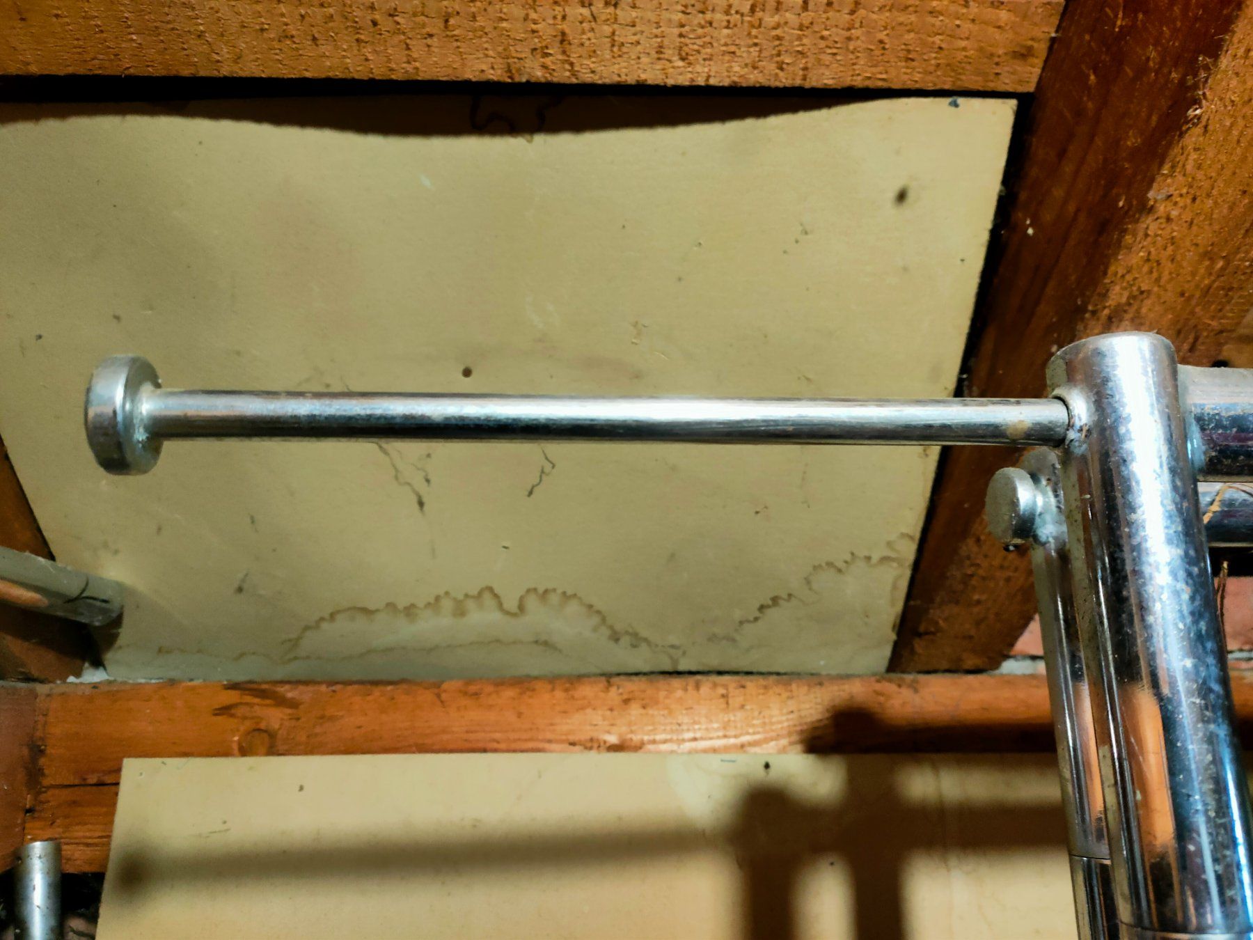 Sonstige Dekorationen & Accessoires: Metall Kleiderständer/Garderobe - – Gebraucht aus Gipf-Oberfrick von minini 1