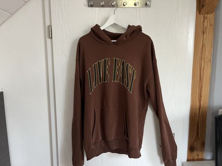 Live fast die young (LFDY) Hoodie vintage braun