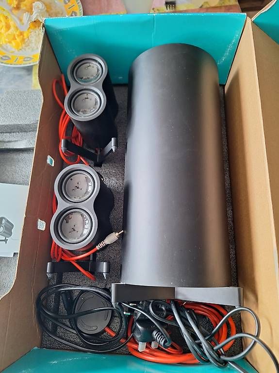 Casse acustiche: Logitech z553 Lautsprecher System – Usato da Büron venduto da engeldelfin1980 2