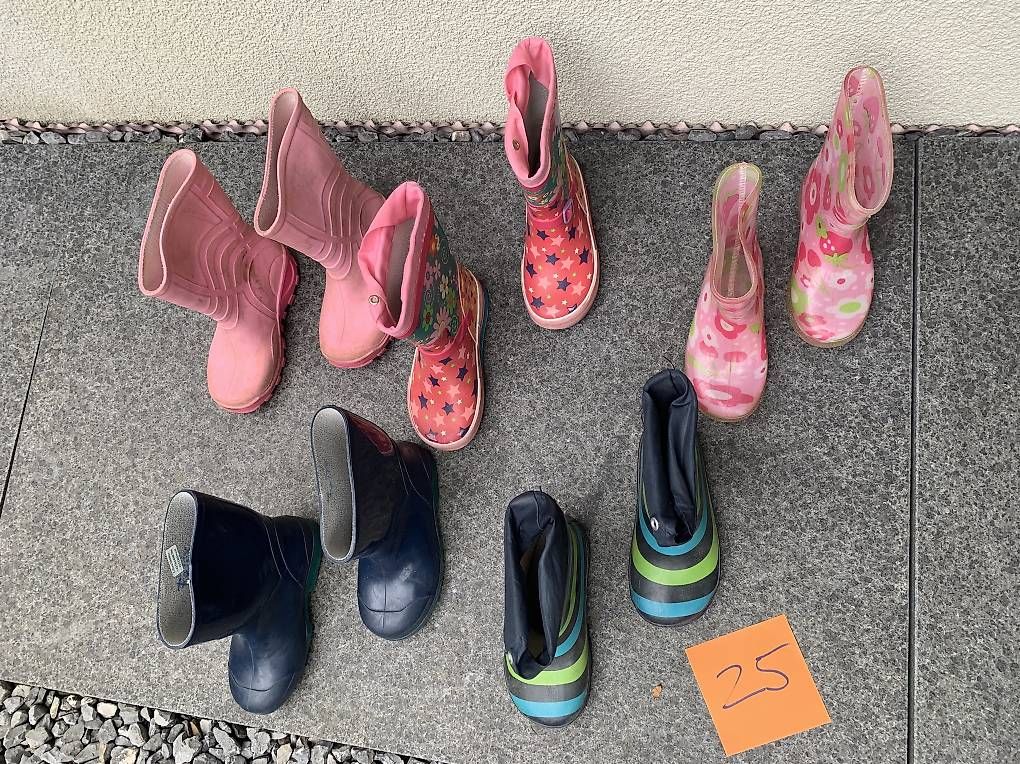 Scarpe per ragazzi: Regenstiefel GR 25 – Usato da Bättwil venduto da ulr_gtc9 2