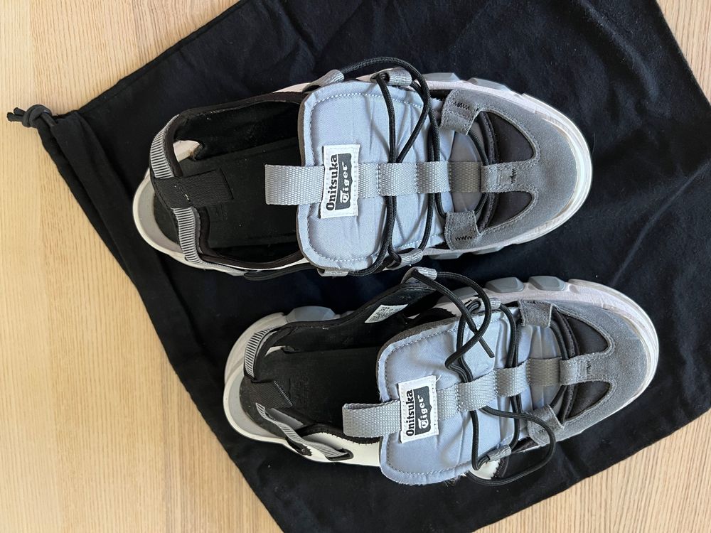 Onitsuka tiger chaussures taille 42.5 Acheter sur Ricardo
