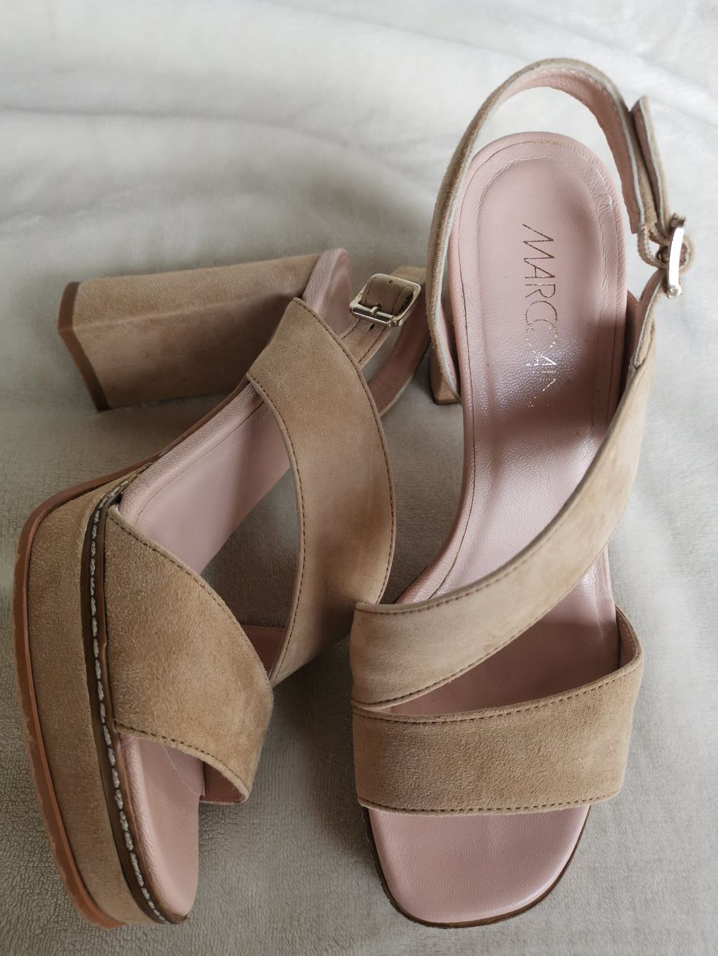 Marc Cain Scarpe da donna: Sandales beige Marc Cain Gr. 37 – Nuovo e nell'imballaggio originale da Develier venduto da comala66