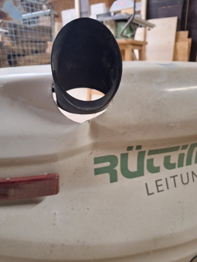 Takeuchi Escavatori: Takeuchi Motorhaube – Usato da Ballwil venduto da bohrmeister 3