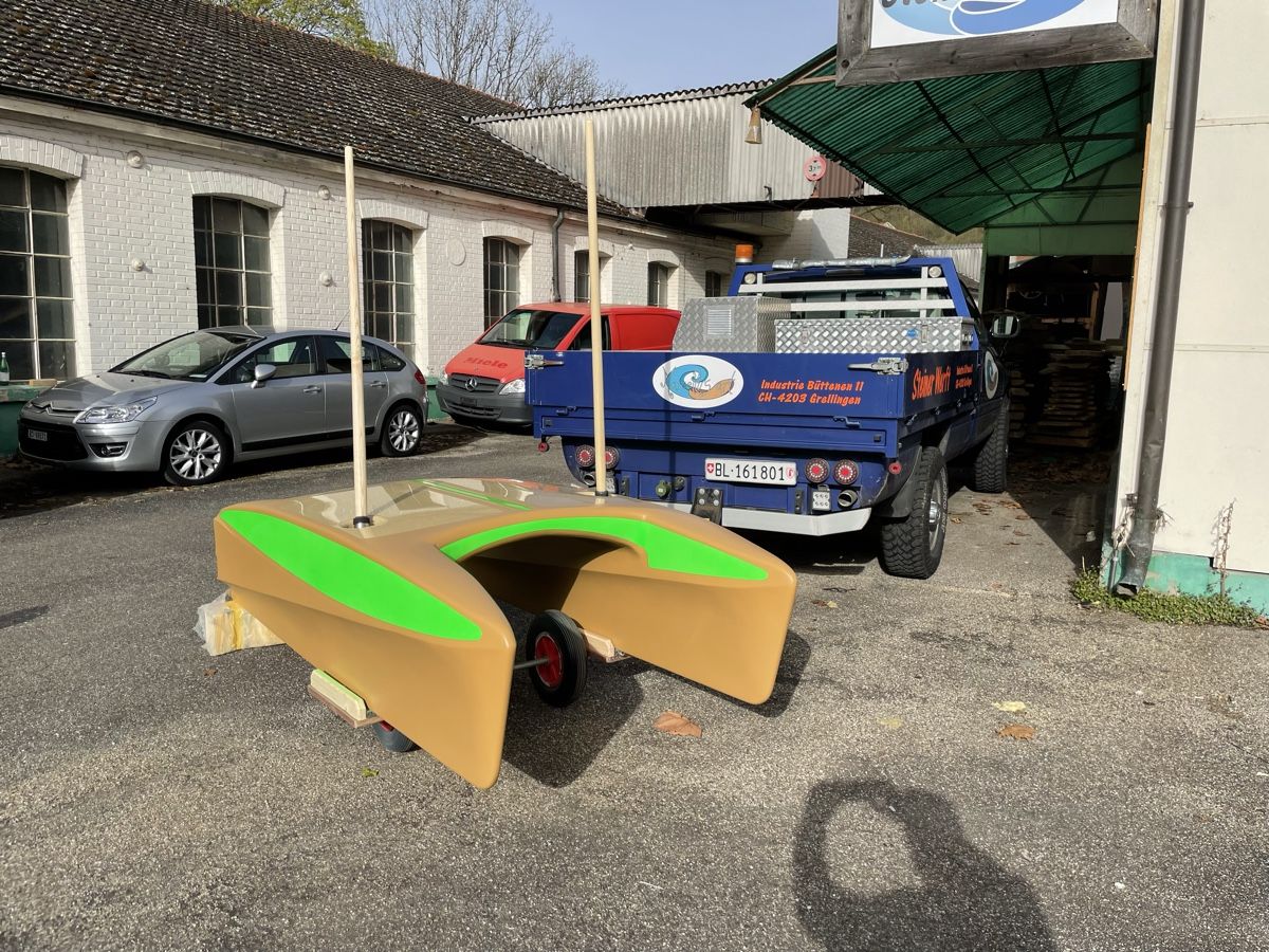 Surfboards & Schwimmbrette: Neuwertiges Stand Up Training Gerät - Katamaran ! – Gebraucht aus Grellingen von Marcellus 6
