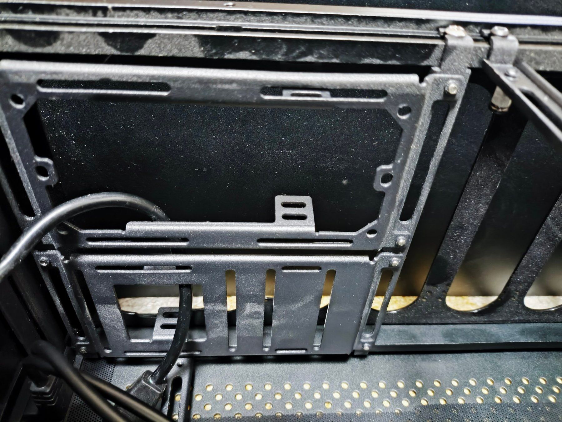 Boîtiers: DA2 mini-itx PC Gehäuse – Défectueux à Möhlin par mcintel 5