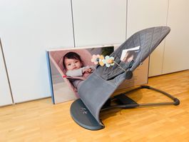 Babybjörn Wippe Bouncer Bliss mit Spielbogen - guter Zustand