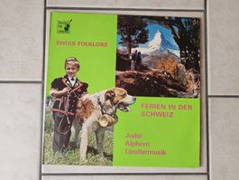 Swiss Folklore  -  Ferien in der Schweiz  /  LP