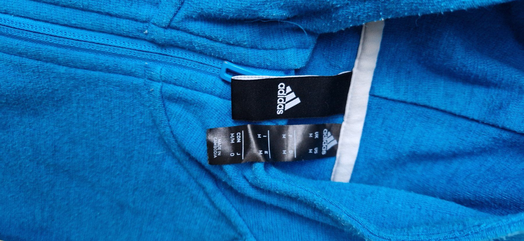Adidas Maglioni & Felpe: pull Adidas Bleu à capuche pour jeune – Usato da Epalinges venduto da Ozili 1