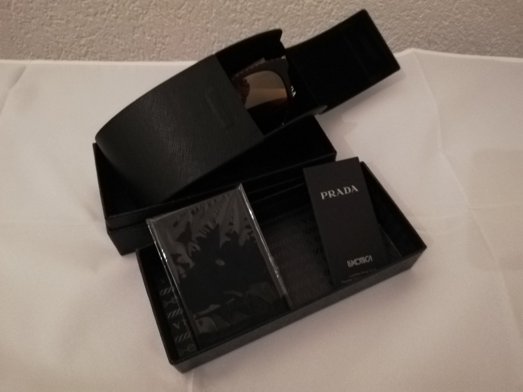 Prada Occhiali & Lenti: Prada Damen Sonnenbrille NEU – Nuovo e nell'imballaggio originale da Winterthur venduto da Tinot 3