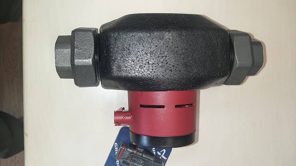 Grundfos Riscaldamento: Grundfos Alpha2 32-60 180 – Usato da Ricken SG venduto da Bobo66 3