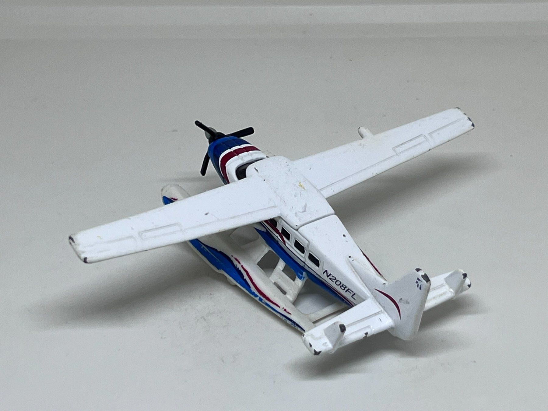 Matchbox Modellini d'auto: Matchbox Cessna Caravan – Usato da Wildegg venduto da LaaBoutique 2