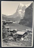Mürren, Unterdorf mit Tennisplatz, ca 1950