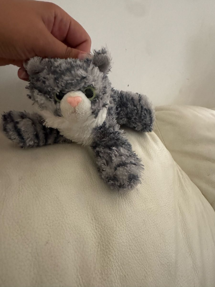 Giocattoli: Plush cat Aurora grey striped good condition – Usato da Wohlen AG venduto da bongo8nunu