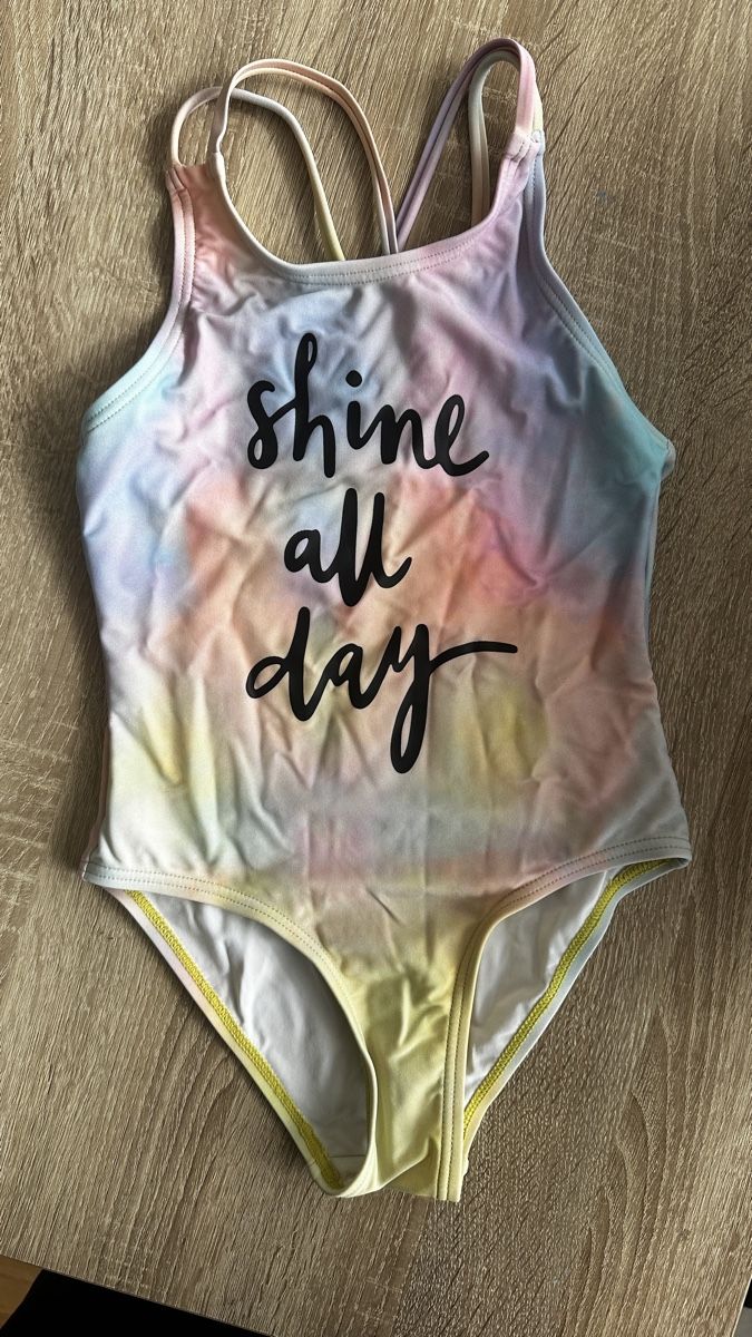 Costumi da bagno & Bikini: Mädchen Badeanzug Gr. 128 bunt Batik Look – Usato da Winterthur venduto da -BeHappy24- 3