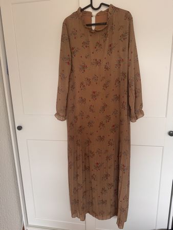 Robe longue fleurie taille M/L