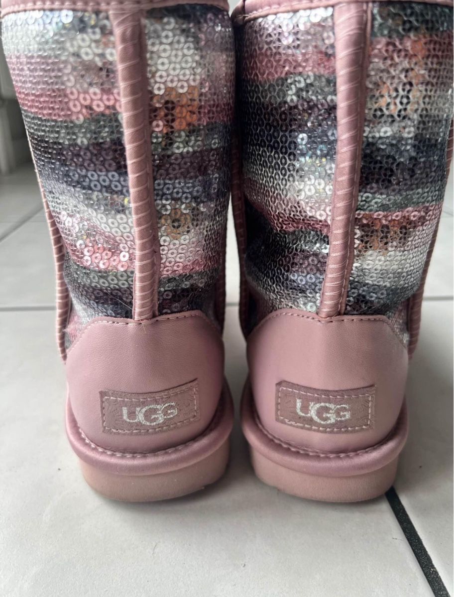 Ugg Damenschuhe: Ugg taille 36 – Gebraucht aus Monthey von Joseph-29 3