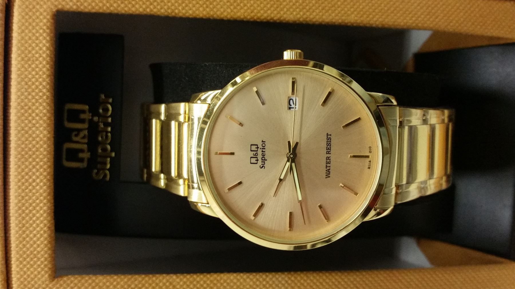Q&Q Montres: Neu und Ungetragen – Neuf avec emballage d'origine à Adliswil par prince65 7