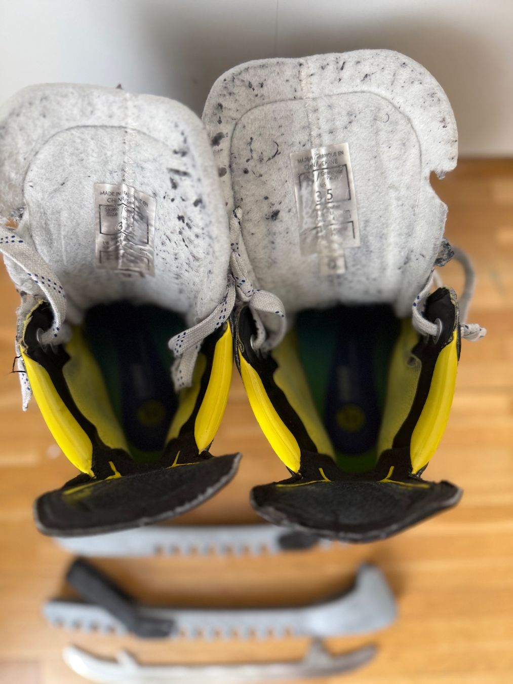 Ccm Pattini da ghiaccio: CCM Eishockey Schlittschuh Junior – Usato da Zug venduto da marcosonlineshop 5