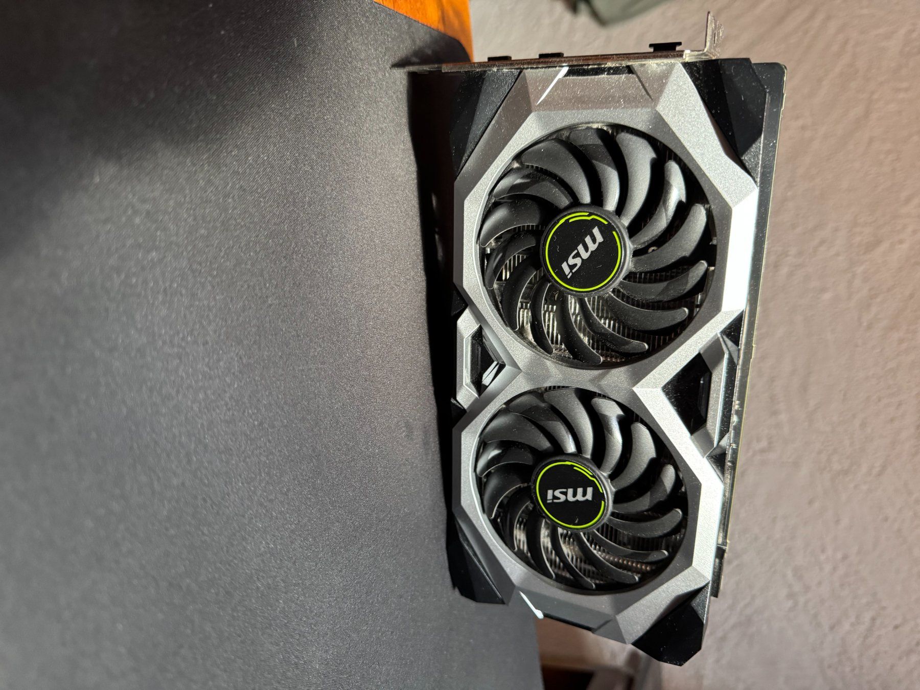 MSI Schede grafiche: MSI GeForce RTX 2070 Ventus 8 Go – Usato da vinzel venduto da St3ndwell 2