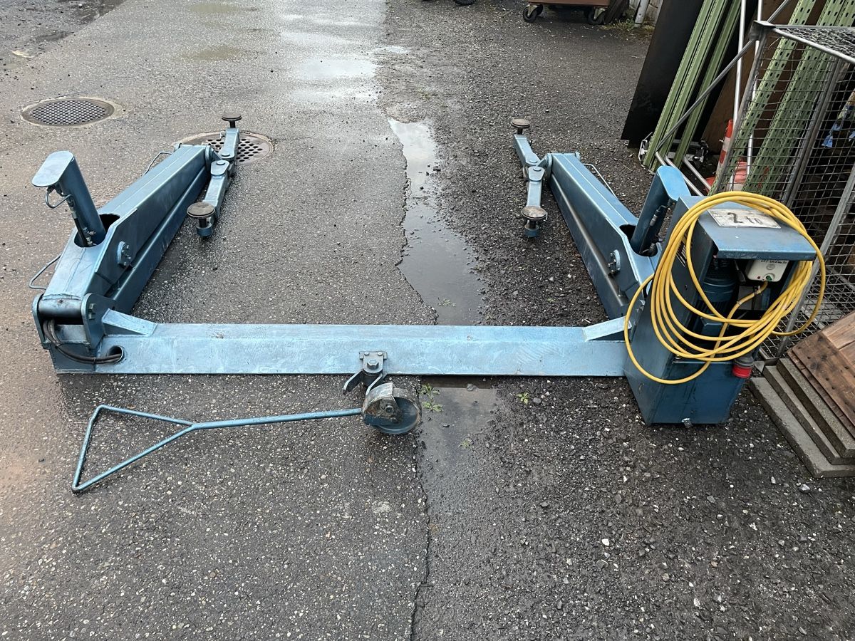 Ponts élévateurs & Crics: Parklift Autolift Hebebühne Autohebebühne – D'occasion à Altdorf UR par mG_a75_5 3