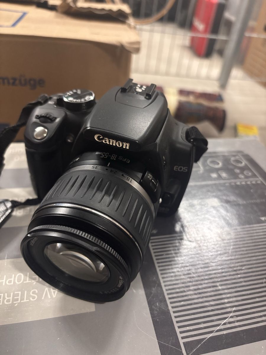 Canon Kamera: Canon EOS Kamera  – Defekt aus Kreuzlingen von Floh_Markteo