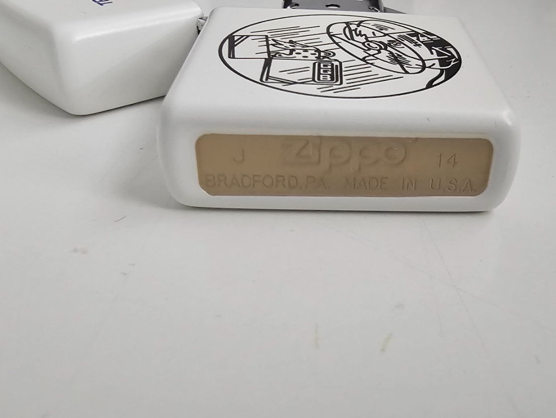 Zippo Feuerzeuge: Zippo Weiss 2014 – Neu und originalverpackt aus Waldenburg von bur_kvf7 2