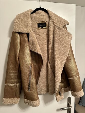 Oakwood shearling coat size L gold