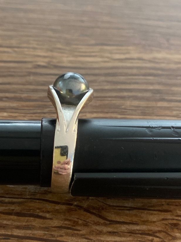 Anelli: RING/FINGERING silberig/schwarz/anthrazit Perle / speziell – Usato da Frauenfeld venduto da Boldi46 1