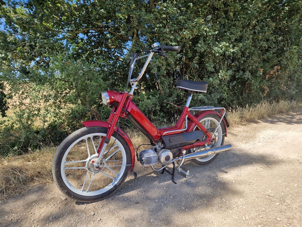 Puch Ciclomotori: Puch Maxi N,entièrement restauré et expertisé – Usato da Chancy venduto da Yjen